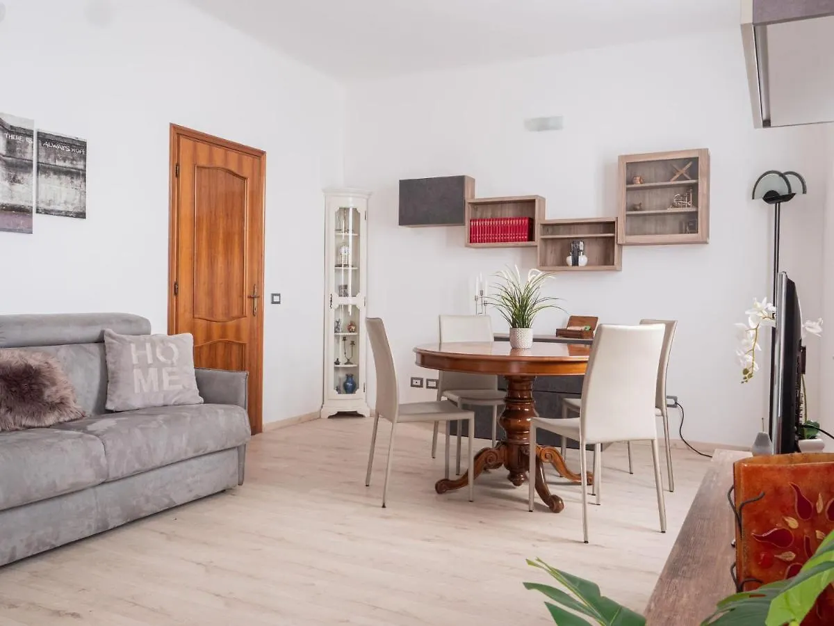 The Best Rent - Lovely Two Rooms Apartment With Terrace In Buenos Aires ミラノ イタリア